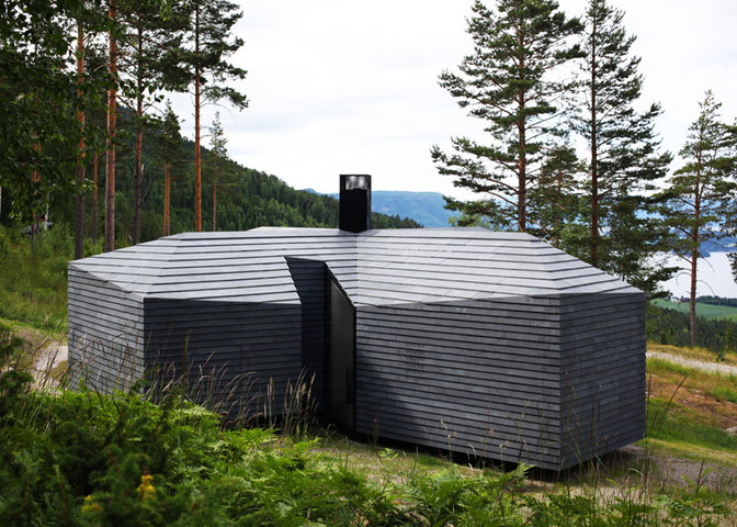 Cabin-at-Norderhov-by-Atelier-Oslo_dezeen_784_6.jpg