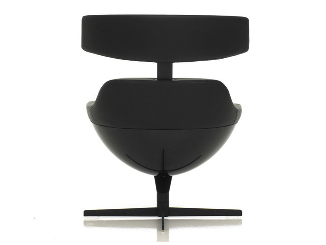 Cassina-Auckland-Armchair-with-Headrest-and-footrest-glossy-black-body-and-black-base-black-leather.jpg