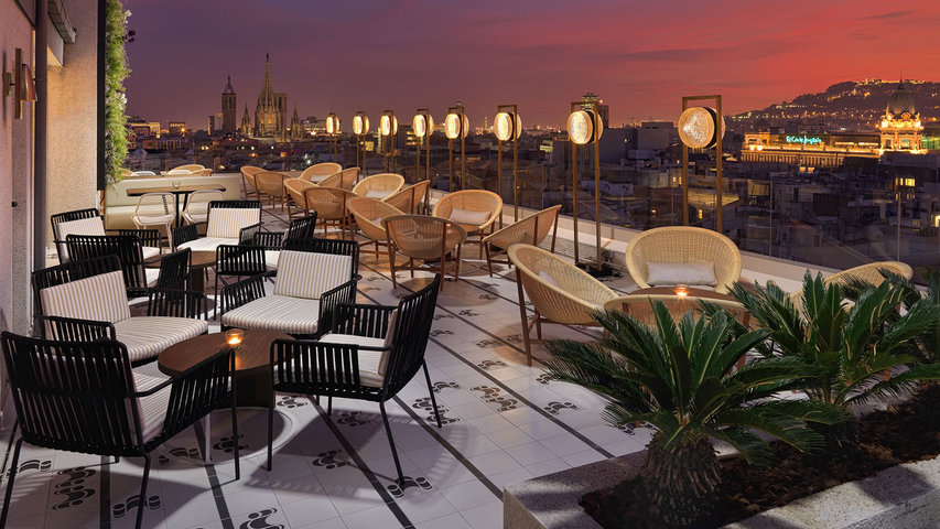 50.-HCK-Chill-Out-Terrace-at-dusk-copia_copia.jpg